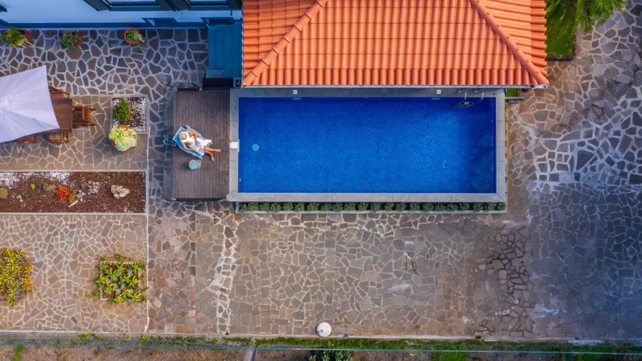 Villa Casa Da Pinheira II - By Wehost à Funchal  Extérieur photo